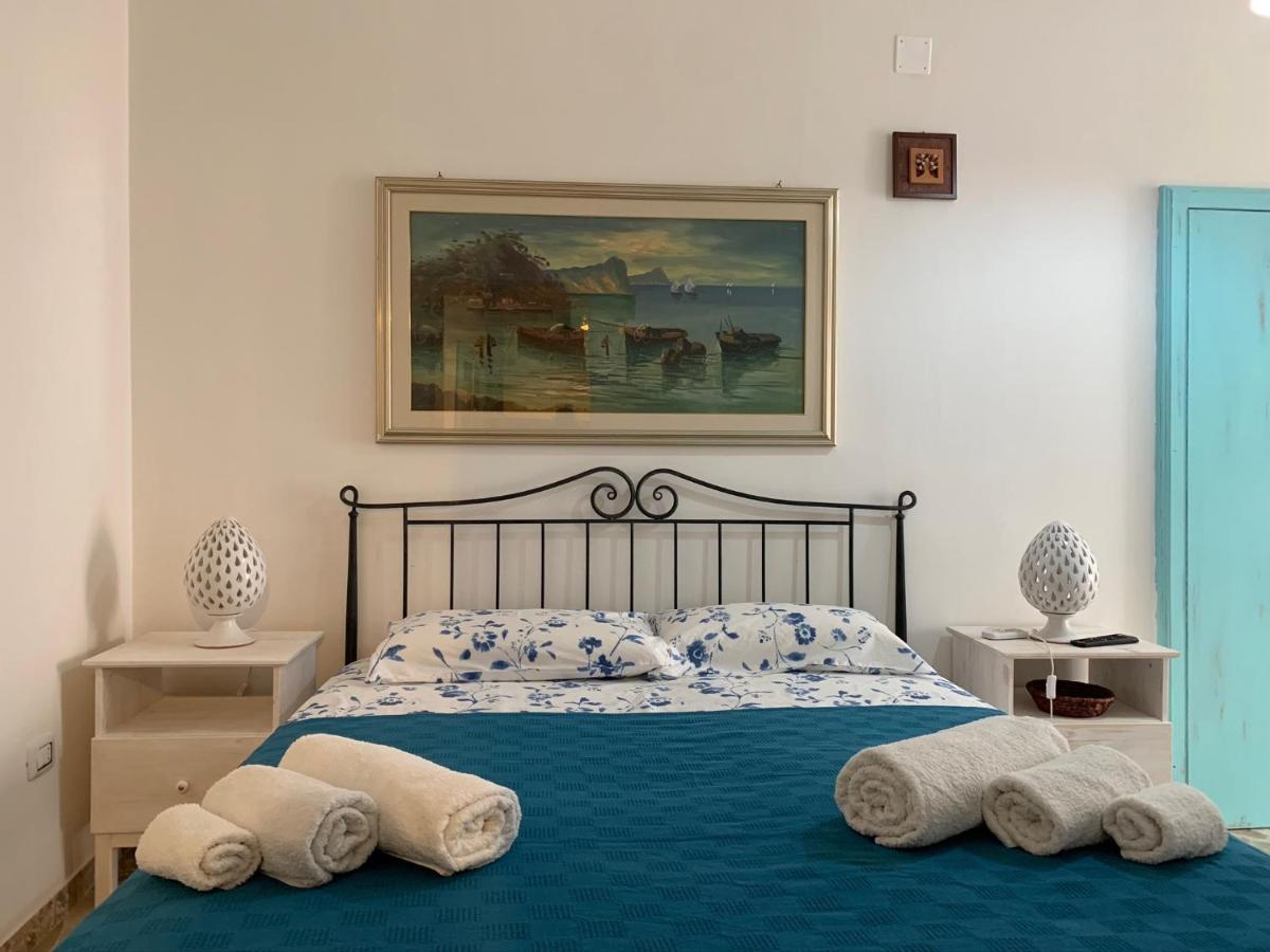 Fiori Catene Tra Le Torri Κονβερσάνο Εξωτερικό φωτογραφία