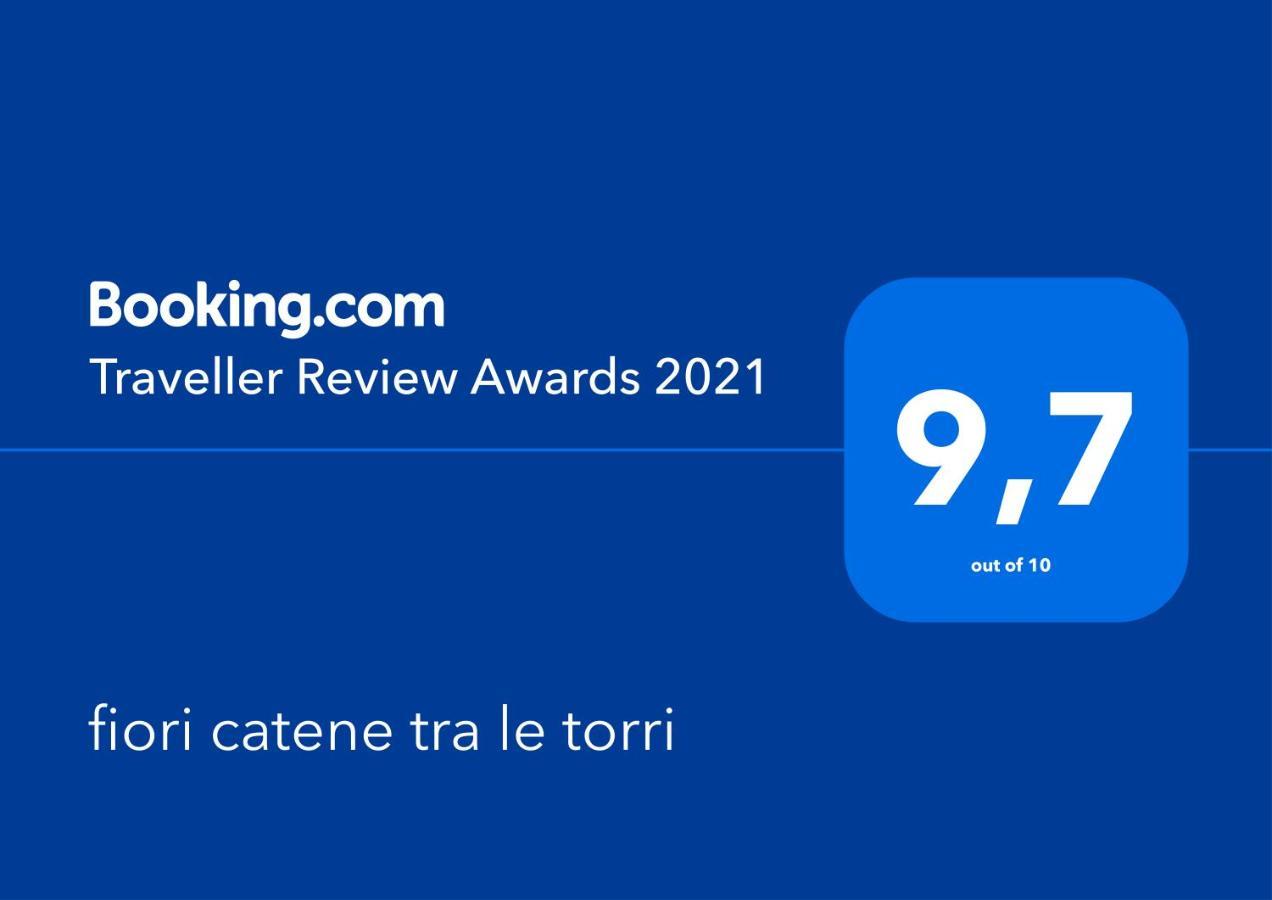 Fiori Catene Tra Le Torri Κονβερσάνο Εξωτερικό φωτογραφία