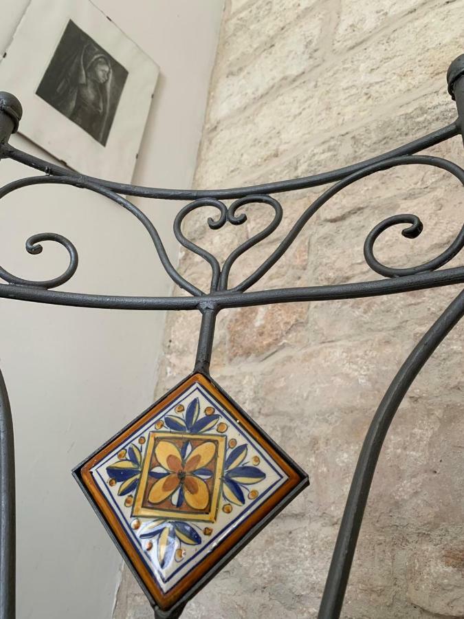 Fiori Catene Tra Le Torri Κονβερσάνο Εξωτερικό φωτογραφία