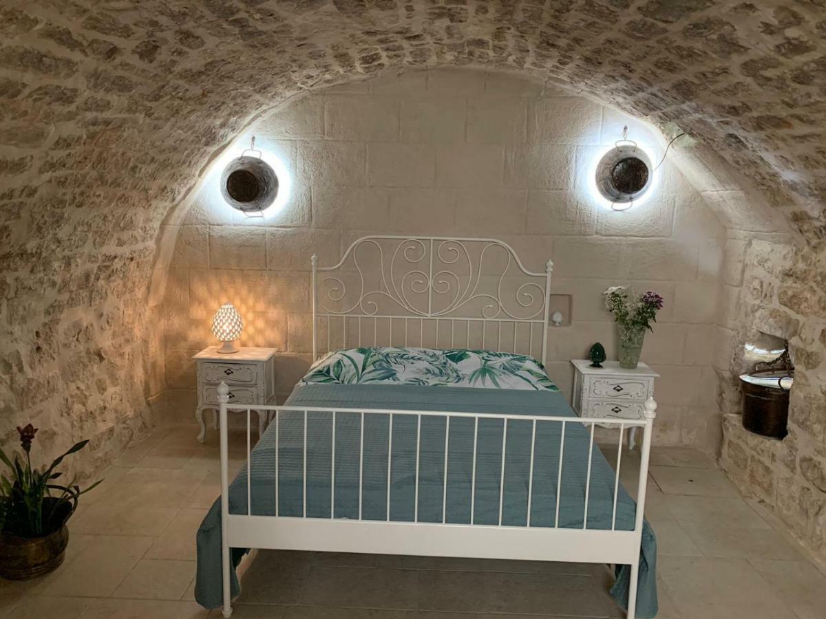 Fiori Catene Tra Le Torri Κονβερσάνο Εξωτερικό φωτογραφία