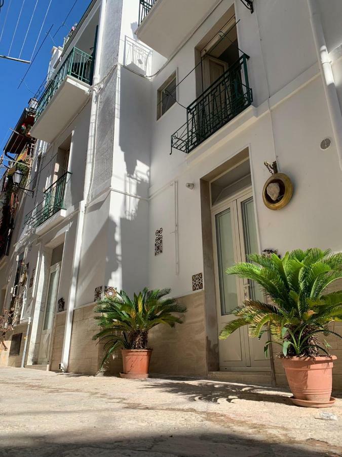 Fiori Catene Tra Le Torri Κονβερσάνο Εξωτερικό φωτογραφία