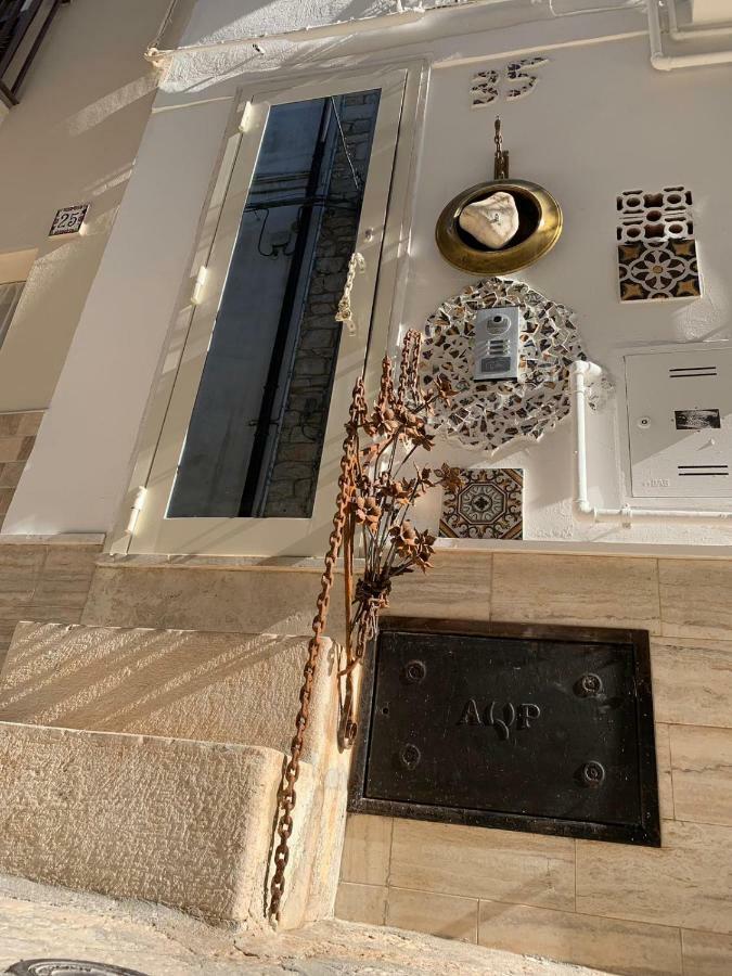 Fiori Catene Tra Le Torri Κονβερσάνο Εξωτερικό φωτογραφία