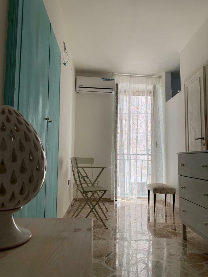 Fiori Catene Tra Le Torri Κονβερσάνο Εξωτερικό φωτογραφία