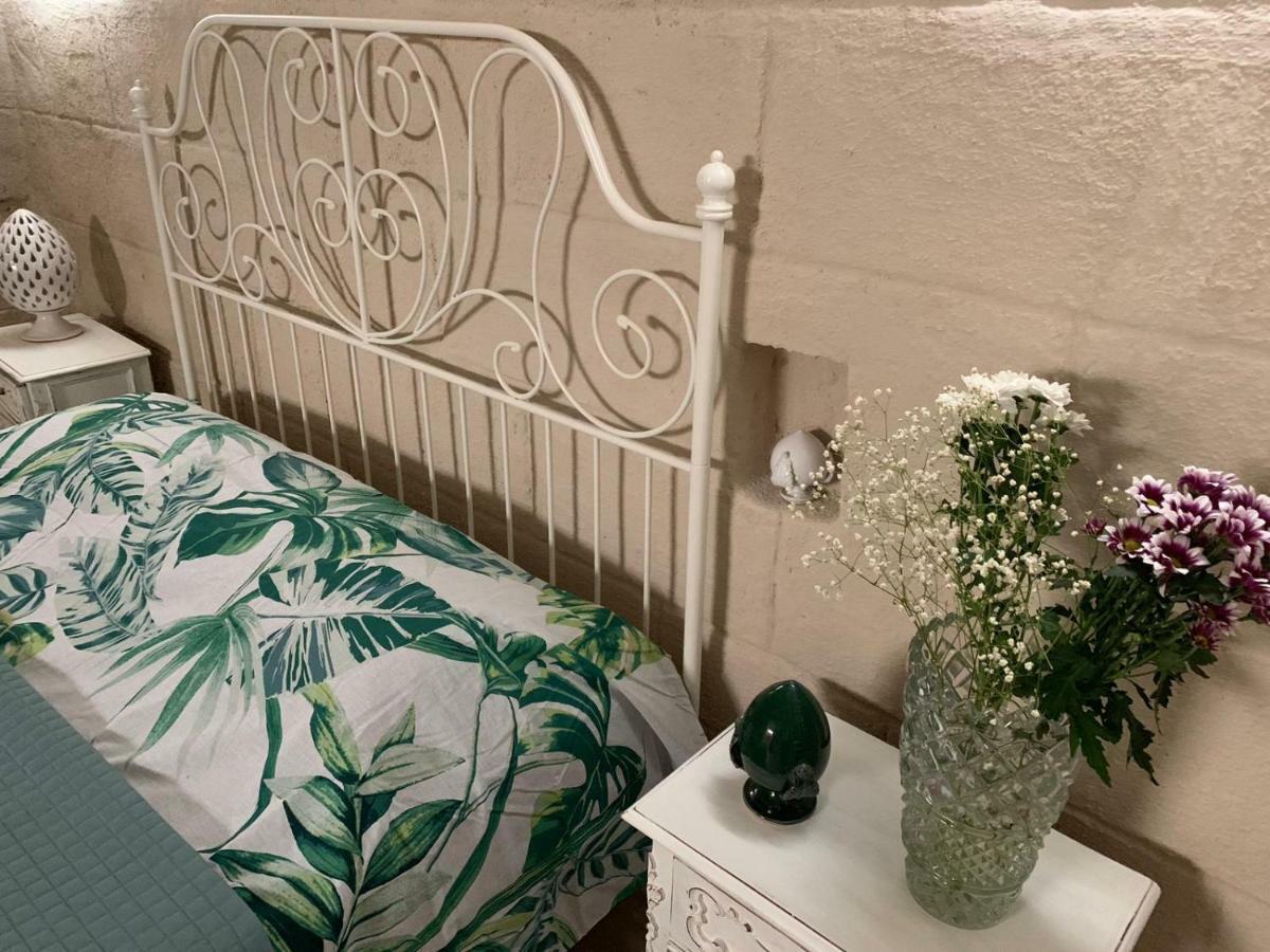 Fiori Catene Tra Le Torri Κονβερσάνο Εξωτερικό φωτογραφία
